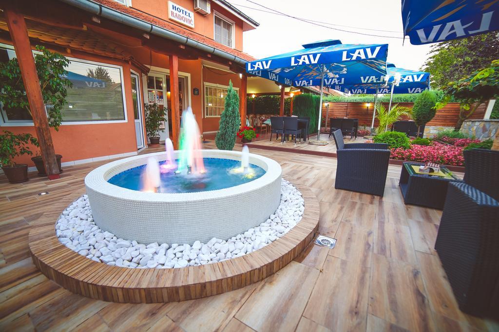 Garni Hotel Radovic Kragujevac Zewnętrze zdjęcie