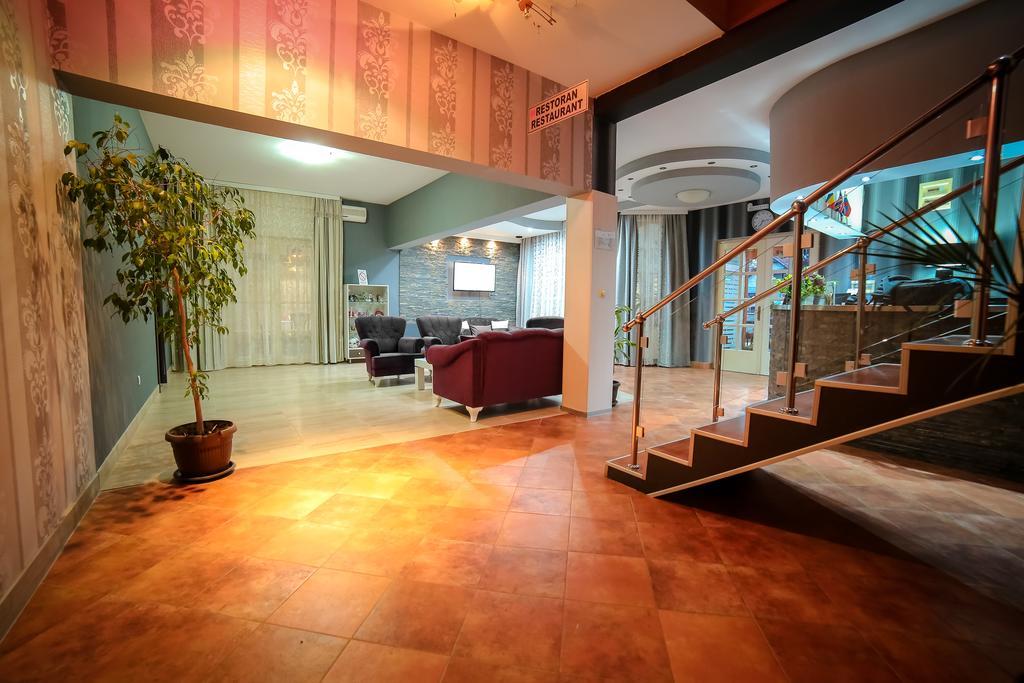 Garni Hotel Radovic Kragujevac Zewnętrze zdjęcie