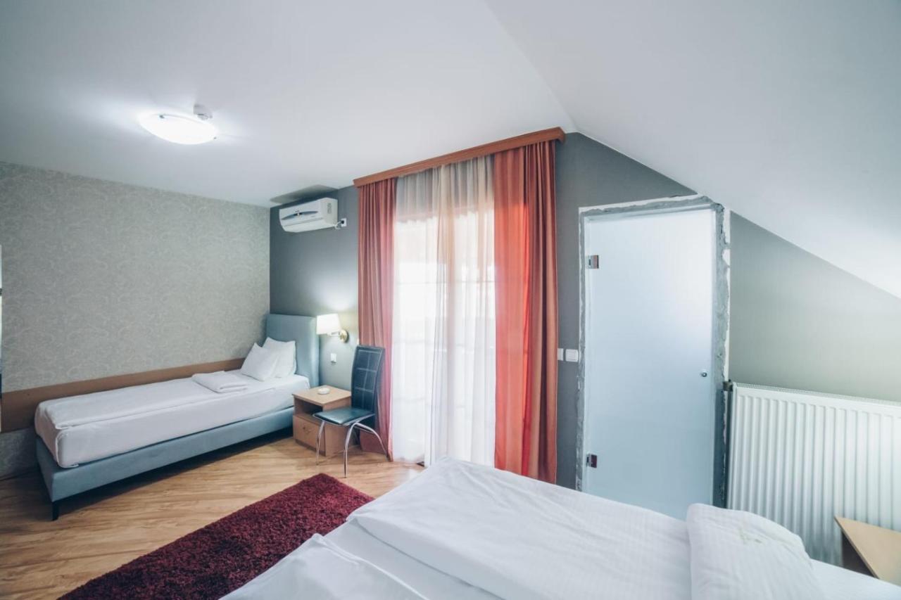 Garni Hotel Radovic Kragujevac Zewnętrze zdjęcie